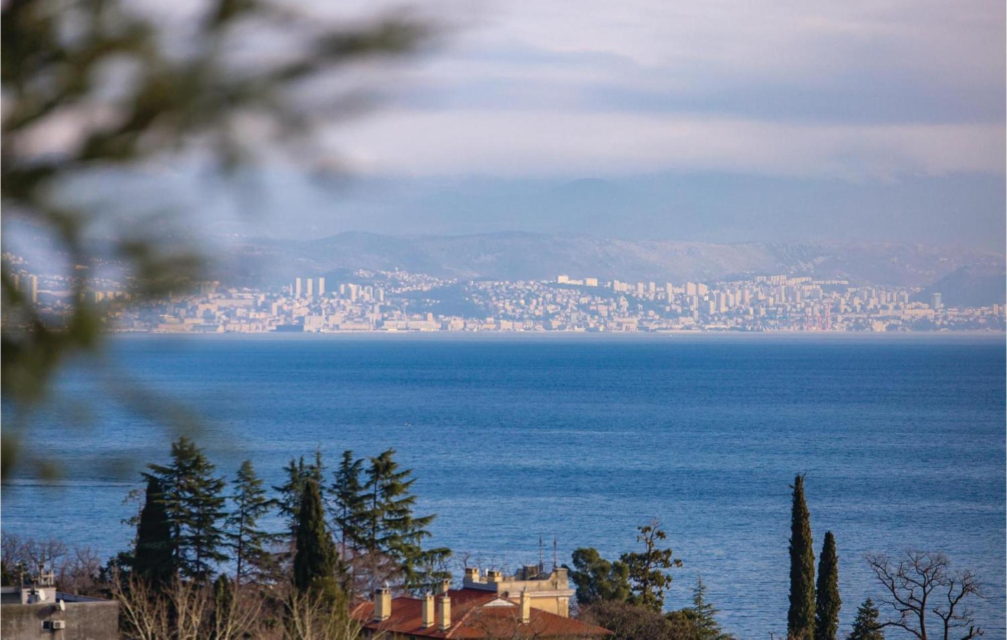 Nice Apartment In Lovran With House Sea View מראה חיצוני תמונה